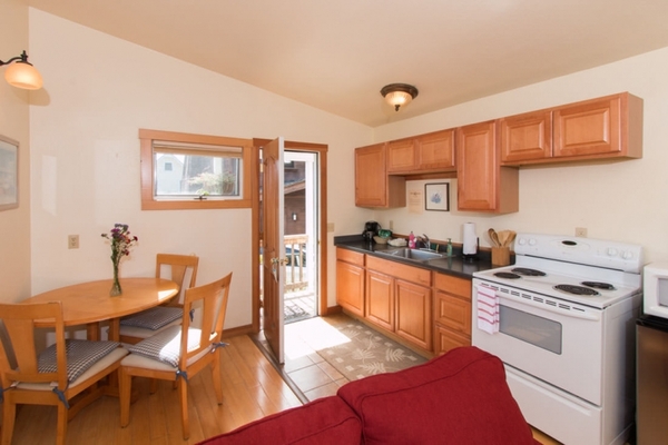 Flower Cottage Photo 4