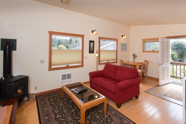 Flower Cottage Photo 5